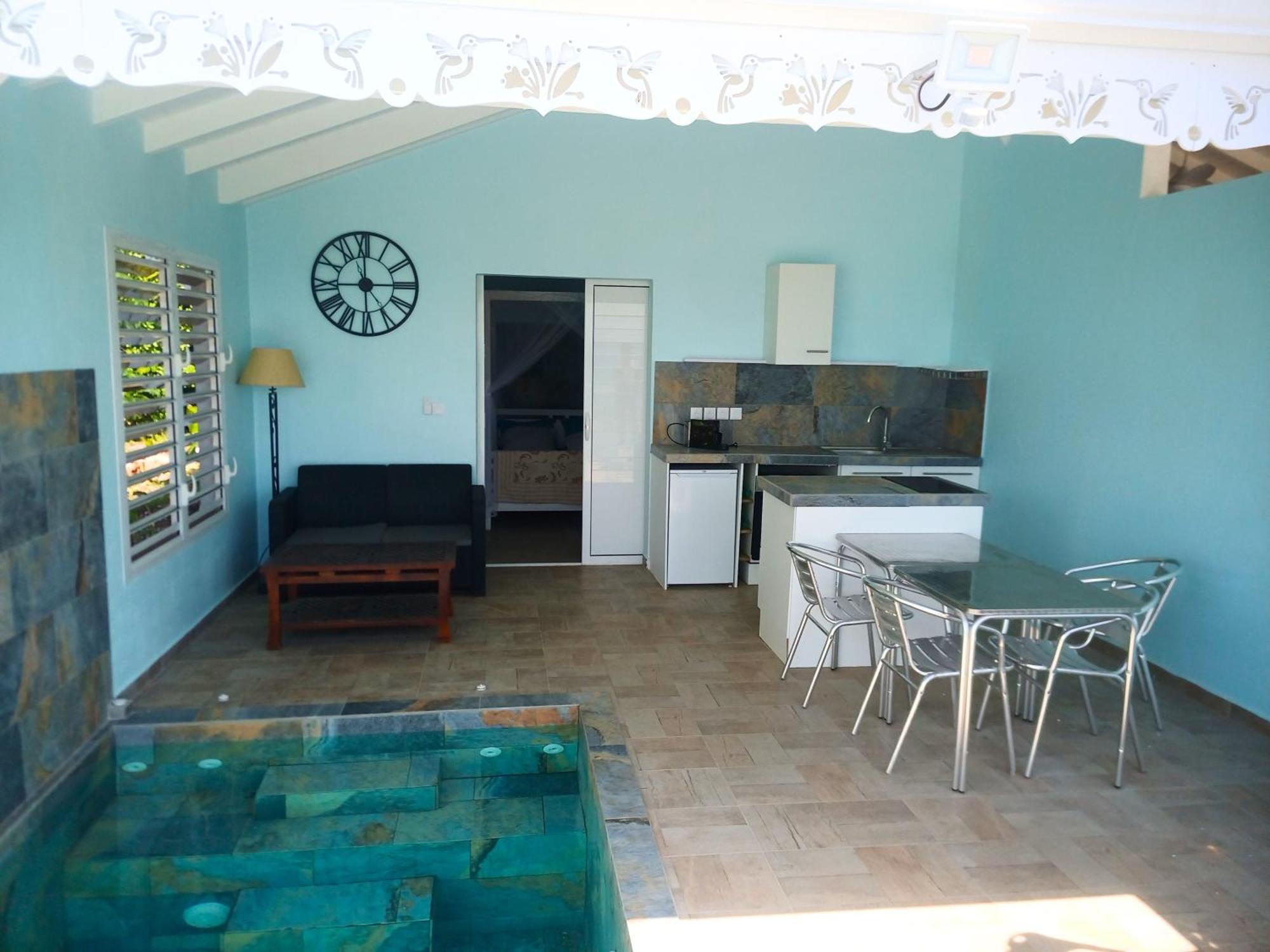 Aux Colibris Amoureux : Loft De Standing Avec Vue Mer Grand-Bourg  Luaran gambar